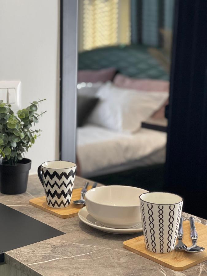 Urban Stay Tirana Deluxe Экстерьер фото