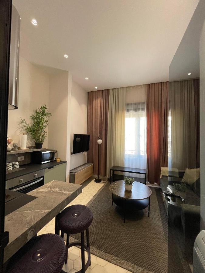 Urban Stay Tirana Deluxe Экстерьер фото