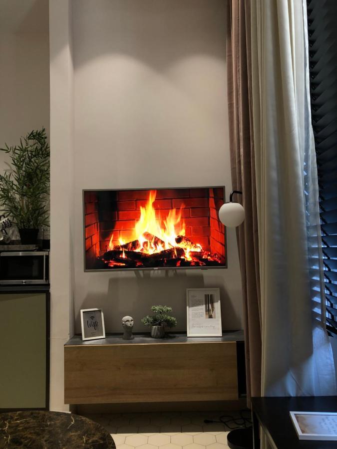 Urban Stay Tirana Deluxe Экстерьер фото